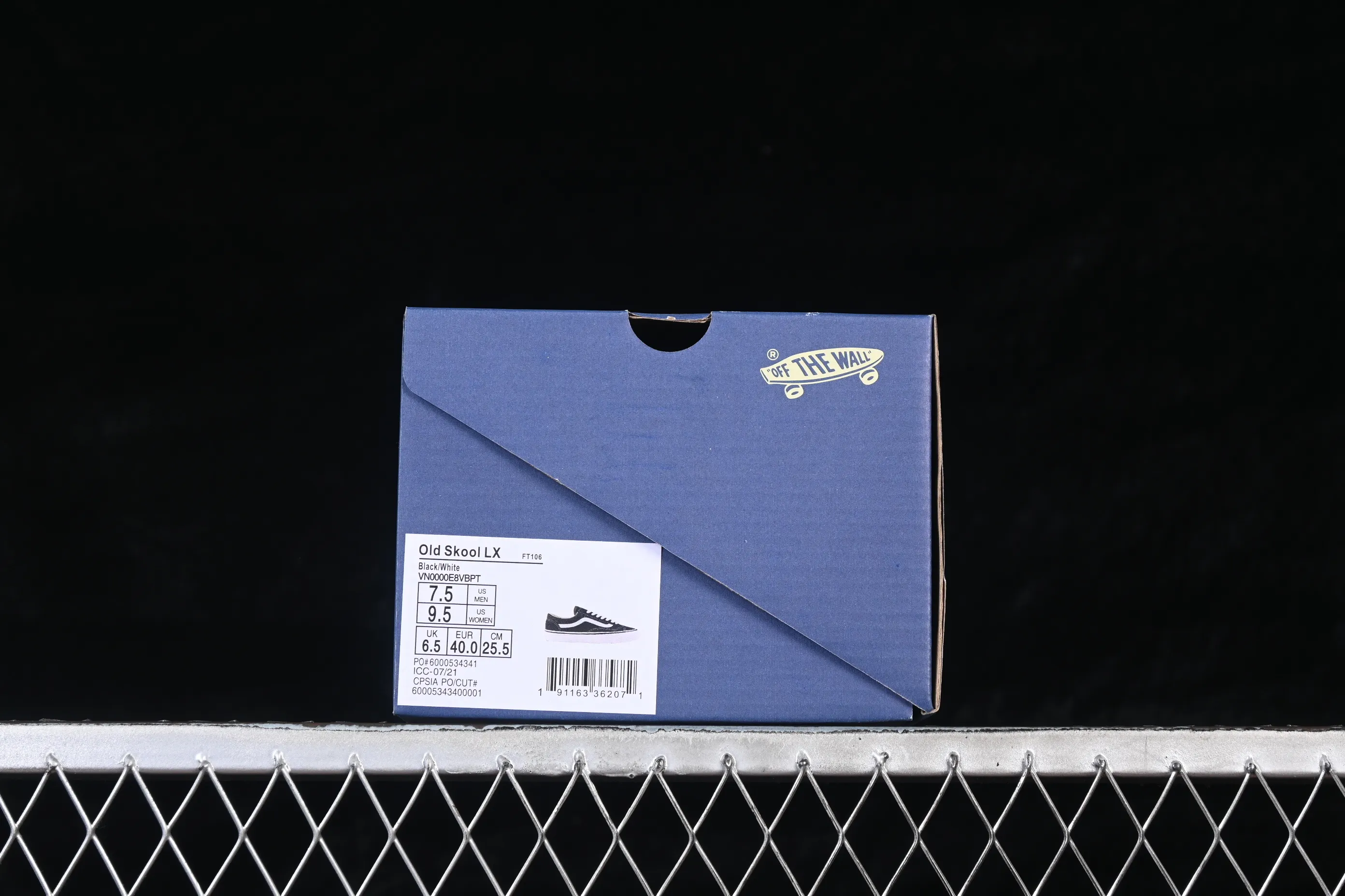All categories Vans Vans series Vans Low Vans low-top Vans Old Skool high-end branch low-top casual sneakers VN0000E8VBPT